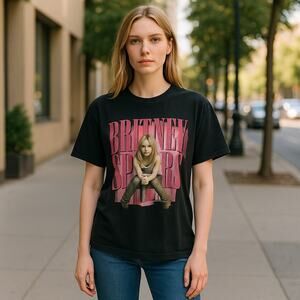 Britney Spears Women’s Black Graphic Tee Sz M‎